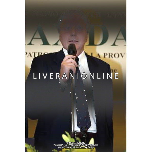 MILANO 30/1/2004 HOTEL GALLIA XXIII PREMIO NAZIONALE MAX DAVID PER L\' INVIATO SPECIALE NELLA FOTO IL VINCITORE DELL\' EDIZIONE DEL 2004 GUIDO RAMPOLDI DELLA REPUBBLICA FOTO MARIO ROMANO/AG ALDO LIVERANI