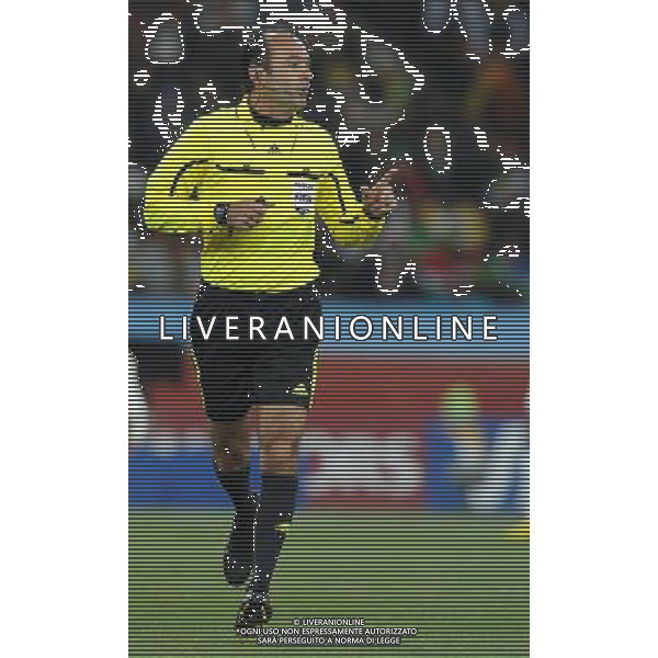 Fifa World Cup Sud Africa 2010 Match #39 Johannesburg (Soccer City Stadium) - 23.06.2010 Ghana-Germania Nella Foto:simon arbitro /Ph.Vitez-Ag. Aldo Liverani