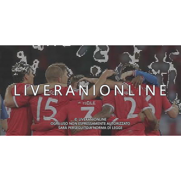 (100623) -- PORT ELIZABETH, June 23, 2010 -ESULTANZA- England\'s players celebrate after the 2010 World Cup Group C soccer match against Slovenia at Nelson Mandela Bay stadium in Port Elizabeth, South Africa, June 23, 2010. England won 1-0. Xing Guangli) (kh) ©Photoshot/Agenzia Aldo Liverani Sas - ITALY ONLY: INGHILTERRA - SLOVENIA FIFA WORLD CUP CAMPIONATI MONDIALI SUD AFRICA 2010