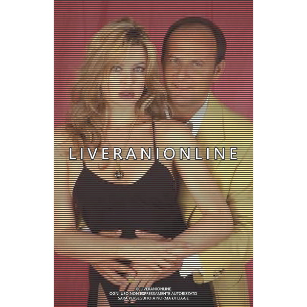 TRASMISSIONE TELEVISIVA\'TUTTI IN PIAZZA\' 1996 NELLA FOTO GERRY SCOTTI-ALBA PARIETTI AG ALDO LIVERANI
