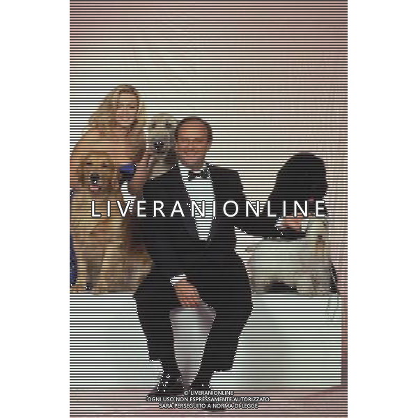 TRASMISSIONE TELEVISIVA\'STELLE A QUATTRO ZAMPE\' 1996 NELLA FOTO GERRY SCOTTI-PAOLA BARALE AG ALDO LIVERANI