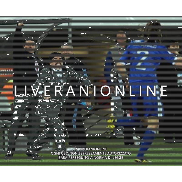 (100623) -- POLOKWANE, June 23, 2010 () -- Argentine head coach Diego Maradona (2nd L) celebrates the goal during the 2010 World Cup Group B soccer match against Greece in Polokwane, South Africa, June 22, 2010. Argentina won 2-0 and qualifies for the next round.(/Wang Yuguo)(fym) ©Photoshot/Agenzia Aldo Liverani Sas - ITALY ONLY: ARGENTINA - GRECIA FIFA WORLD CUP CAMPIONATI MONDIALI SUD AFRICA 2010