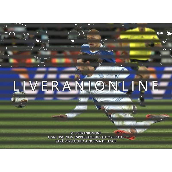 (100623) -- POLOKWANE, June 23, 2010 () -- Georgios Samaras of Greece fights for the ball during the 2010 World Cup Group B soccer match against Argentina in Polokwane, South Africa, June 22, 2010. Greece lost 0-2.(/Xu Suhui)(fym) ©Photoshot/Agenzia Aldo Liverani Sas - ITALY ONLY: ARGENTINA - GRECIA FIFA WORLD CUP CAMPIONATI MONDIALI SUD AFRICA 2010