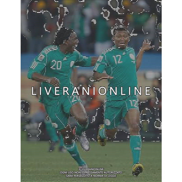 (100623) -- DURBAN, June 23, 2010 -- Nigeria\'s Kalu Uche (R) celebrates his goal during the 2010 World Cup Group B soccer match against South Korea at Moses Mabhida stadium in Durban, South Africa, on June 22, 2010. Liao Yujie)(dl) ©Photoshot/Agenzia Aldo Liverani Sas - ITALY ONLY - NIGERIA - COREA DEL SUD FIFA WORLD CUP CAMPIONATI MONDIALI SUD AFRICA 2010