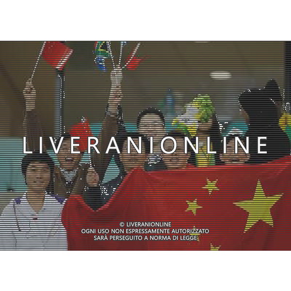 (100623) -- DURBAN, June 23, 2010 -- Chinese fans living in Durban cheer prior to the 2010 World Cup Group B soccer match between Nigeria and South Korea at Moses Mabhida stadium in Durban, South Africa, on June 22, 2010. Liao Yujie)(fym) ©Photoshot/Agenzia Aldo Liverani Sas - ITALY ONLY - NIGERIA - COREA DEL SUD FIFA WORLD CUP CAMPIONATI MONDIALI SUD AFRICA 2010