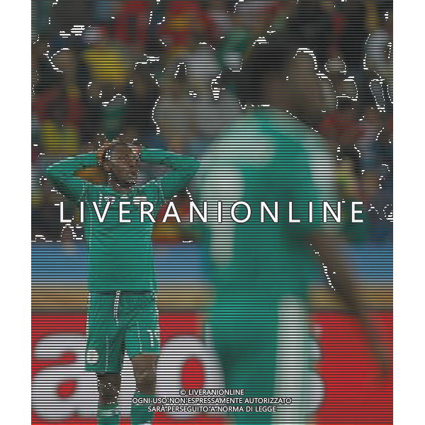 (100623) -- DURBAN, June 23, 2010 -- Nigeria\'s Chinedu Ogbuke Obasi (L) reacts during the 2010 World Cup Group B soccer match against South Korea at Moses Mabhida stadium in Durban, South Africa, on June 22, 2010. Liao Yujie)(dl) ©Photoshot/Agenzia Aldo Liverani Sas - ITALY ONLY - NIGERIA - COREA DEL SUD FIFA WORLD CUP CAMPIONATI MONDIALI SUD AFRICA 2010