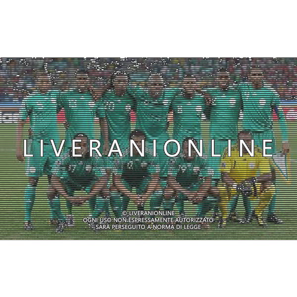 (100623) -- DURBAN, June 23, 2010 () -- Players of Nigeria pose for a photo prior to the 2010 World Cup Group B soccer match against South Korea at Moses Mabhida stadium in Durban, South Africa, on June 22, 2010. The match tied 2-2.(/Liao Yujie)(dl) ©Photoshot/Agenzia Aldo Liverani Sas - ITALY ONLY - NIGERIA - COREA DEL SUD FIFA WORLD CUP CAMPIONATI MONDIALI SUD AFRICA 2010