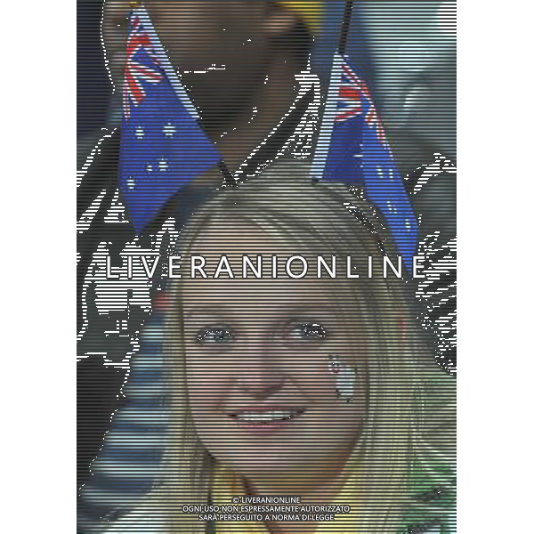 (100624) -- NELSPRUIT, June 24, 2010 -- A supporter of Australia cheers for the team before the 2010 World Cup Group D match between Australia and Serbia in Nelspruit, South Africa, June 23, 2010. Xu Suhui) ©Photoshot/Agenzia Aldo Liverani Sas - ITALY ONLY: SERBIA - AUSTRALIA FIFA WORLD CUP CAMPIONATI MONDIALI SUD AFRICA 2010