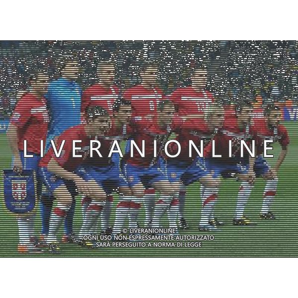 (100624) -- NELSPRUIT, June 24, 2010 () -FORMAZIONE SERBIA- Serbia\'s team poses for a photo before the 2010 World Cup Group D match against Australia in Nelspruit, South Africa, June 23, 2010. Australia won the match 2-1. Both Serbia and Australia are disqualified for the round of 16. (/Xu Suhui) ©Photoshot/Agenzia Aldo Liverani Sas - ITALY ONLY: SERBIA - AUSTRALIA FIFA WORLD CUP CAMPIONATI MONDIALI SUD AFRICA 2010