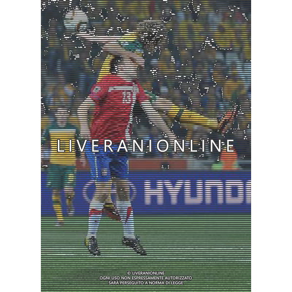 (100624) -- NELSPRUIT, June 24, 2010 () -- Australia\'s Joshua Kennedy vies with Serbia\'s Aleksandar Lukovic during the 2010 World Cup Group D match in Nelspruit, South Africa, June 23, 2010. Australia won the match 2-1. Both Serbia and Australia are disqualified for the round of 16. (/Xu Suhui) ©Photoshot/Agenzia Aldo Liverani Sas - ITALY ONLY: SERBIA - AUSTRALIA FIFA WORLD CUP CAMPIONATI MONDIALI SUD AFRICA 2010