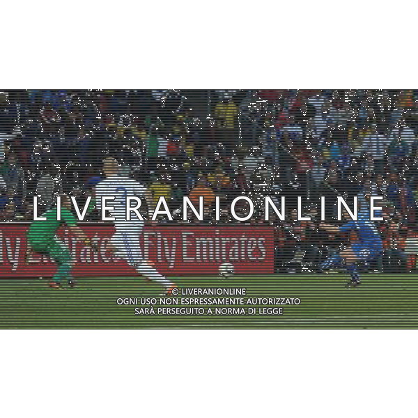 Fifa World Cup Sud Africa 2010 Match #41 Johannesburg (Ellis Park Stadium) - 24.06.2010 Slovacchia-Italia Nella Foto:occasione di natale /Ph.Vitez-Ag. Aldo Liverani