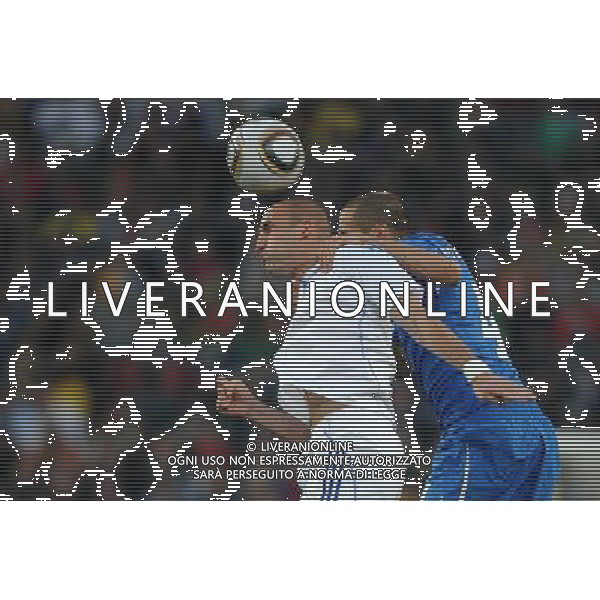 Fifa World Cup Sud Africa 2010 Match #41 Johannesburg (Ellis Park Stadium) - 24.06.2010 Slovacchia-Italia Nella Foto:vittek chiellini /Ph.Vitez-Ag. Aldo Liverani