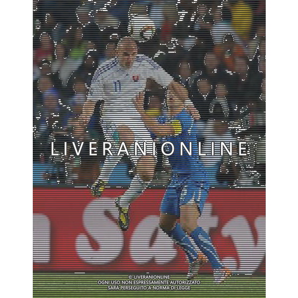 Fifa World Cup Sud Africa 2010 Match #41 Johannesburg (Ellis Park Stadium) - 24.06.2010 Slovacchia-Italia Nella Foto:vittek cannavaro /Ph.Vitez-Ag. Aldo Liverani