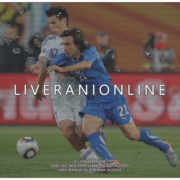 Fifa World Cup Sud Africa 2010 Match #41 Johannesburg (Ellis Park Stadium) - 24.06.2010 Slovacchia-Italia Nella Foto:pirlo hamsik /Ph.Vitez-Ag. Aldo Liverani