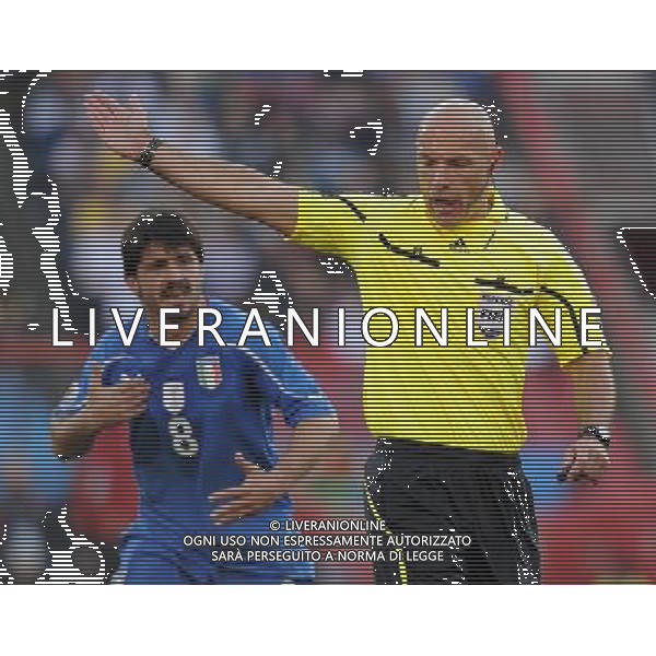 Fifa World Cup Sud Africa 2010 Match #41 Johannesburg (Ellis Park Stadium) - 24.06.2010 Slovacchia-Italia Nella Foto:Howard WEBB /Ph.Vitez-Ag. Aldo Liverani