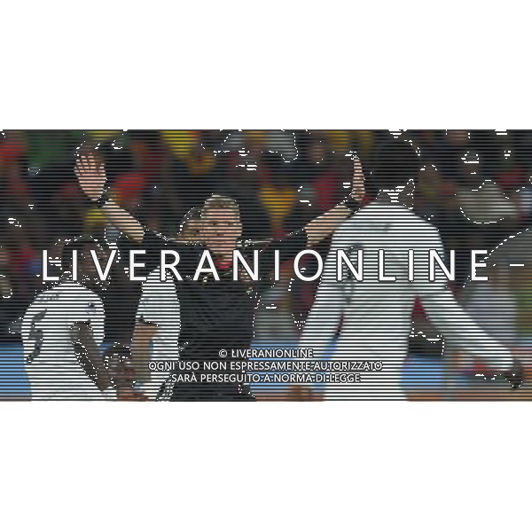 (100624) -- JOHANNESBURG, June 24, 2010 () -- Germany\'s Bastian Schweinsteiger (front L) gestures during the 2010 World Cup Group D match against Ghana in Johannesburg, South Africa, June 23, 2010. Germany won the match 1-0. Both Germany and Ghana are qualified for the round of 16. (/Li Ga) ©Photoshot/Agenzia Aldo Liverani Sas - ITALY ONLY: GERMANIA - GHANA FIFA WORLD CUP CAMPIONATI MONDIALI SUD AFRICA 2010