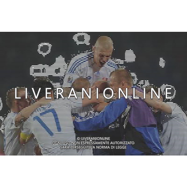 (100624) -- JOHANNESBURG, June 24, 2010 -- Slovakia\'s players celebrate their scoring during the 2010 World Cup Group F soccer match against Italy at Ellis Park stadium in Johannesburg, South Africa, June 24, 2010. Slovakia won 3-2 and progressed to the next round. Wang Yuguo) (kh) ©Photoshot/Agenzia Aldo Liverani Sas - ITALY ONLY: SLOVACCHIA - ITALIA FIFA WORLD CUP CAMPIONATI MONDIALI SUD AFRICA 2010