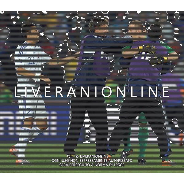 (100624) -- JOHANNESBURG, June 24, 2010 -- Slovakia\'s players celebrate after the 2010 World Cup Group F soccer match against Italy at Ellis Park stadium in Johannesburg, South Africa, June 24, 2010. Slovakia won 3-2 and progressed to the next round. Guo Yong) (kh) ©Photoshot/Agenzia Aldo Liverani Sas - ITALY ONLY: SLOVACCHIA - ITALIA FIFA WORLD CUP CAMPIONATI MONDIALI SUD AFRICA 2010