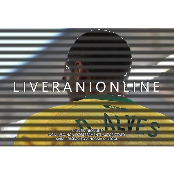 (100625) -- DURBAN, June 25, 2010 -- Brazil\'s Dani Alves reacts during the Group G last round match against Portugal at 2010 FIFA World Cup, at Moses Mabhida stadium in Durban, South Africa, on June 25, 2010. Liao Yujie) (dl) MONDIALI DI CALCIO SUDAFRICA 2010 PORTOGALLO BRASILE CALCIO SPORT ©PHOTOSHOT/ALDO LIVERANI ITALY ONLY