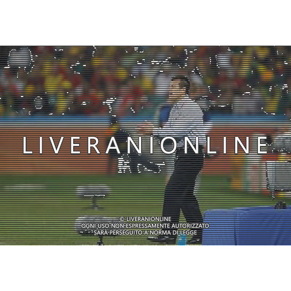 (100625) -- DURBAN, June 25, 2010 -- Brazil\'s head coach Dunga reacts during the Group G last round match against Portugal at 2010 FIFA World Cup, at Moses Mabhida stadium in Durban, South Africa, on June 25, 2010. Liao Yujie) (dl) MONDIALI DI CALCIO SUDAFRICA 2010 PORTOGALLO BRASILE CALCIO SPORT ©PHOTOSHOT/ALDO LIVERANI ITALY ONLY