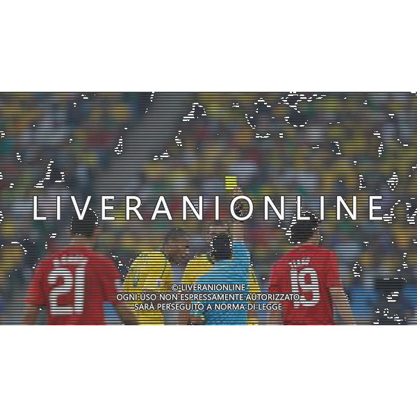 (100625) -- DURBAN, June 25, 2010 -- Brazil\'s Felipe Melo (C Back) is shown a yellow card during the Group G last round match against Portugal at 2010 FIFA World Cup, at Moses Mabhida stadium in Durban, South Africa, on June 25, 2010. Liao Yujie) (dl) MONDIALI DI CALCIO SUDAFRICA 2010 PORTOGALLO BRASILE CALCIO SPORT ©PHOTOSHOT/ALDO LIVERANI ITALY ONLY