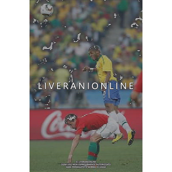 (100625) -- DURBAN, June 25, 2010 -- Brazil\'s Michel Bastos (R) heads the ball during the Group G last round match against Portugal at 2010 FIFA World Cup, at Moses Mabhida stadium in Durban, South Africa, on June 25, 2010. Liao Yujie) (dl) MONDIALI DI CALCIO SUDAFRICA 2010 PORTOGALLO BRASILE CALCIO SPORT ©PHOTOSHOT/ALDO LIVERANI ITALY ONLY