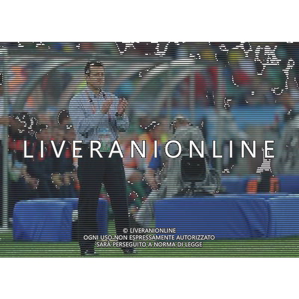 (100626) -- DURBAN, June 26, 2010 -- Brazil\'s head coach Dunga reacts during the Group G last round match against Portugal at 2010 FIFA World Cup, at Moses Mabhida stadium in Durban, South Africa, on June 25, 2010. The match tied 0-0. Both Brazil and Portugal are qualified for the round of 16. Chen Haitong) (dl) MONDIALI DI CALCIO SUDAFRICA 2010 PORTOGALLO BRASILE CALCIO SPORT ©PHOTOSHOT/ALDO LIVERANI ITALY ONLY