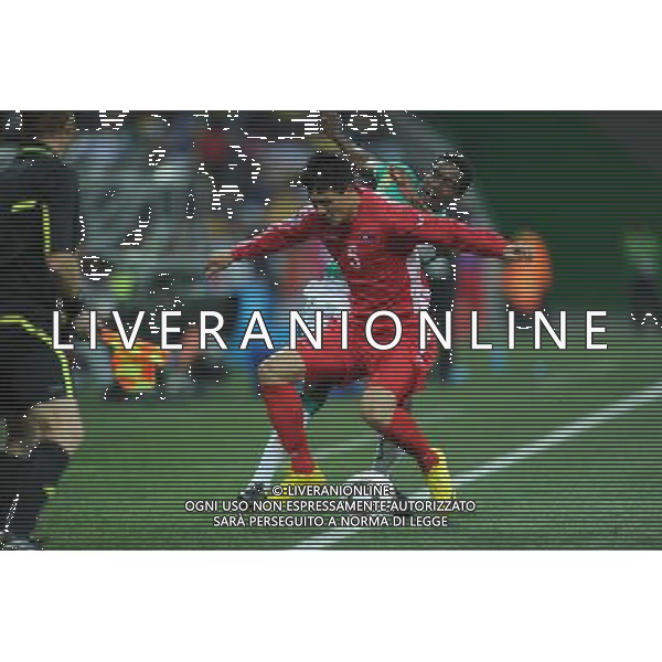 (100625) -- NELSPRUIT, June 25, 2010 -- Ri Kwang-Chon (Front) of Democratic People\'s Republic of Korea (DPRK) controls the ball during the Group G last round match against Cote d\'Ivoire at 2010 FIFA World Cup, at Mbombela Stadium in Nelspruit, South Africa, on June 25, 2010. Wang Yuguo)(fym) COSTA D\'AVORIO COREA DEL NORD FIFA WORLD CUP 2010 SUDAFRICA CALCIO SPORT ©PHOTOSHOT/ALDO LIVERANI ITALY ONLY