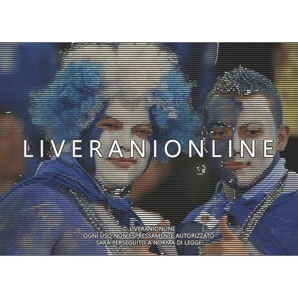 (100626) -- BLOEMFONTEIN, June 26, 2010 -- Two fans of Honduras cheer prior to the Group H last round match between Switzerland and Honduras at 2010 FIFA World Cup, at Free State stadium in Bloemfontein, South Africa, on June 25, 2010. Xu Suhui) (dl) FIFA WORLD CUP 2010 SVIZZERA HONDURAS CALCIO SPORT MONDIALI DI CALCIO 2010 SUDAFRICA ©PHOTOSHOT/ALDO LIVERANI ITALY ONLY