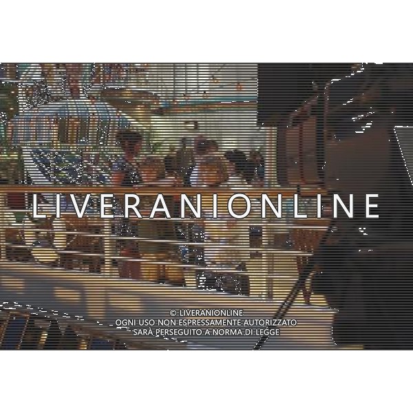 film Zack e Cody sul ponte di comando - 2010 NELLA FOTO Dylan Sprouse- Cole Sprouse AG ALDO LIVERANI