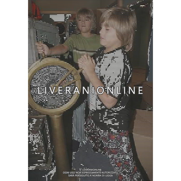 film Zack e Cody sul ponte di comando - 2010 NELLA FOTO Dylan Sprouse- Cole Sprouse AG ALDO LIVERANI