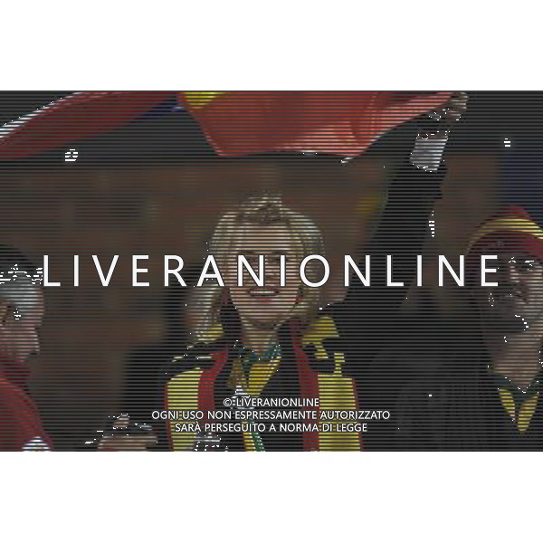 (100626) -- TSHWANE, June 26, 2010 -- A fan of Spain cheers prior to the Group H last round match between Chile and Spain at 2010 FIFA World Cup, at Loftus Verfeld stadium in Tshwane, South Africa, on June 25, 2010. Guo Yong) (fym) PHOTOSHOT-AG ALDO LIVERANI ONLY ITALY