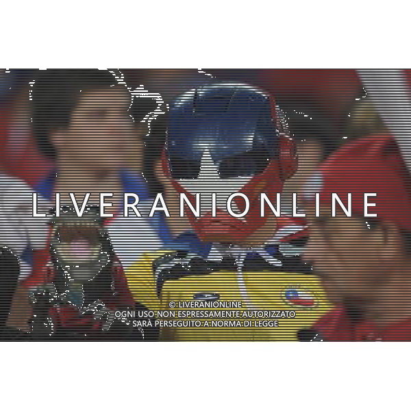 (100626) -- BLOEMFONTEIN, June 26, 2010 -- A fan of Chile cheers prior to the Group H last round match between Chile and Spain at 2010 FIFA World Cup, at Loftus Verfeld stadium in Tshwane, South Africa, on June 25, 2010. Guo Yong) (fym) PHOTOSHOT-AG ALDO LIVERANI ONLY ITALY