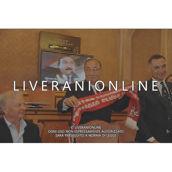 PERUGIA 06/07/2010 CALCIO SPORT SILVANO RAMACCIONI TEAM MENAGER DEL MILAN CALCIO E\' STATO OMAGGIATO DALLA SUA CITTA\' NATALE PERUGIA PER I 26 ANNI NELLA SOCIETA\' DEL MILAN CALCIO nella foto SILVANO RAMACCIONI MARCO VINICIO GUASTECCHI (PRESIDENTE DELLA ROVINCIA DI PERUGIA) - ILARIO CASTAGNER © AG ALDO LIVERANI SAS