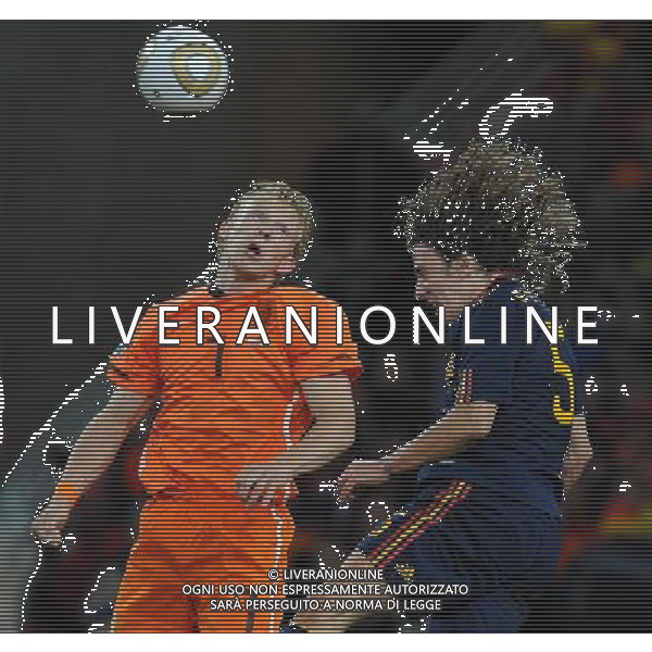 Fifa World Cup Sud Africa 2010 Match #64 Finale Johannesburg (Soccer City Stadium) - 11.07.2010 Olanda-Spagna Nella Foto:kuyt puyol /Ph.Vitez-Ag. Aldo Liverani