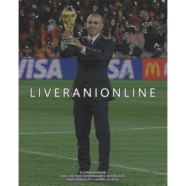 Fifa World Cup Sud Africa 2010 Match #64 Finale Johannesburg (Soccer City Stadium) - 11.07.2010 Olanda-Spagna Nella Foto:fabio cannavaro con la coppa del mondo /Ph.Vitez-Ag. Aldo Liverani