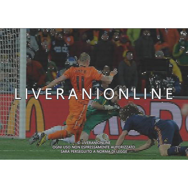 Fifa World Cup Sud Africa 2010 Match #64 Finale Johannesburg (Soccer City Stadium) - 11.07.2010 Olanda-Spagna Nella Foto:occasione robben fermato da casillas /Ph.Vitez-Ag. Aldo Liverani