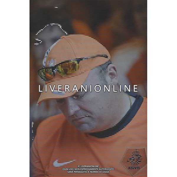 Fans of the Dutch soccer team watch the World Cup soccer final match between Netherlands and Spain in Amsterdam, Netherlands on 2010-07-11 Spain defeated the Dutch with a 1-0 score in extra time. by Wiktor Dabkowski ©Photoshot/Agenzia Aldo Liverani Sas - ITALY ONLY - Amsterdam: La delusione dei tifosi della squadra di calcio olandese durante la finale dei Mondiali di calcio tra Olanda e Spagna. La Spagna ha sconfitto gli olandesi con un punteggio di 1-0 nei tempi supplementari