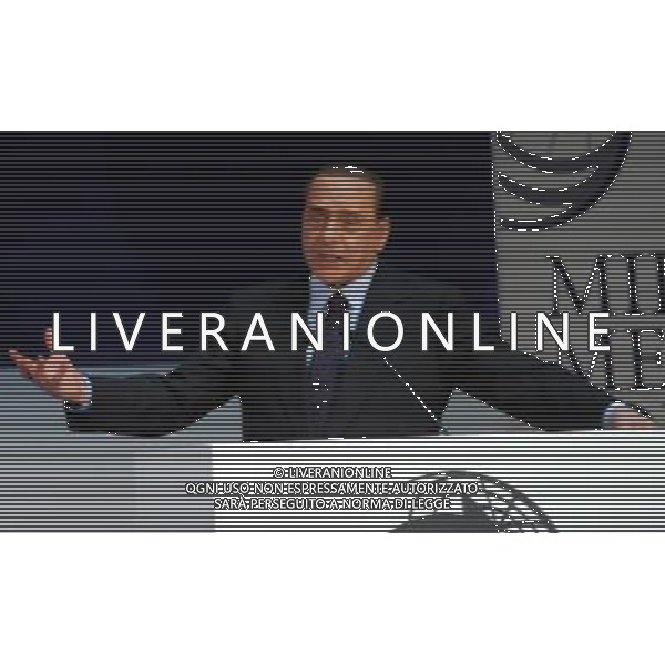 MILANO 12/7/2010 PALAZZO MEZZANOTTE PIAZZA AFFARI, 6 FORUM ECONOMICO E FINANZIARIO PER IL MEDITERRANEO NELLA FOTO SILVIO BERLUSCONI FOTO ROMANO/AG ALDO LIVERANI