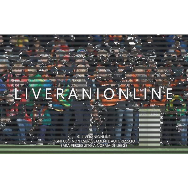 (100712) -- JOHANNESBURG, July 12, 2010 () -- Italian footballer Fabio Cannavaro, captain of the 2006 World Cup winning team, holds a box containing the World Cup trophy before the final between the Netherlands and Spain at Soccer City stadium in Johannesburg, South Africa, July 11, 2010. (/Liao Yujie) ©Photoshot/Agenzia Aldo Liverani Sas - ITALY ONLY: OLANDA - SPAGNA FINALE FIFA WORLD CUP CAMPIONATI MONDIALI SUD AFRICA 2010