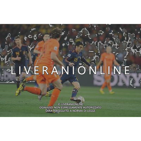 (100712) -- JOHANNESBURG, July 12, 2010 () -- Pedro (C) of Spain breaks through during the 2010 FIFA football World Cup final match against the Netherlands on July 11, 2010 at Soccer City stadium in Johannesburg, South Africa. (/Guo Yong)(ljq) ©Photoshot/Agenzia Aldo Liverani Sas - ITALY ONLY: OLANDA - SPAGNA FINALE FIFA WORLD CUP CAMPIONATI MONDIALI SUD AFRICA 2010