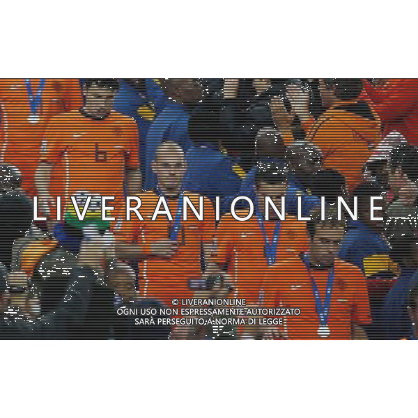 (100712) -- JOHANNESBURG, July 12, 2010 () -- Wesley Sneijder (R3) of the Netherlands walks after the World Cup final against Spain at Soccer City stadium in Johannesburg, South Africa, July 11, 2010. The Netherlands lost the final 0-1. (/Liao Yujie) ©Photoshot/Agenzia Aldo Liverani Sas - ITALY ONLY: OLANDA - SPAGNA FINALE FIFA WORLD CUP CAMPIONATI MONDIALI SUD AFRICA 2010