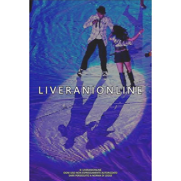 (100712) -- JOHANNESBURG, July 12, 2010 () -- Singers perform during the closing ceremony of the 2010 FIFA football World Cup ahead of the final between the Netherlands and Spain on July 11, 2010 at Soccer City stadium in Johannesburg, South Africa. (/Xu Suhui) ©Photoshot/Agenzia Aldo Liverani Sas - ITALY ONLY - CERIMONIA DI CHIUSURA FIFA WORLD CUP CAMPIONATI MONDIALI SUD AFRICA 2010