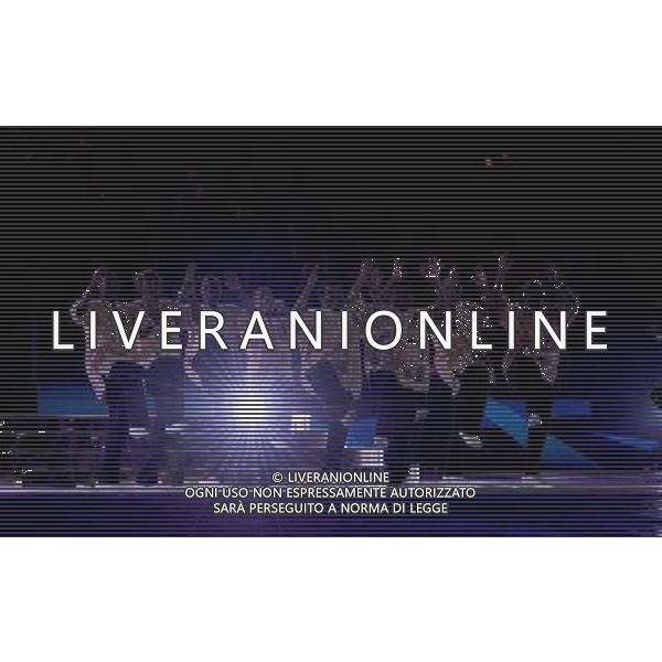 (100712) -- JOHANNESBURG, July 12, 2010 () -- Actors perform during the closing ceremony of the 2010 FIFA football World Cup ahead of the final between the Netherlands and Spain on July 11, 2010 at Soccer City stadium in Johannesburg, South Africa. (/Wang Yuguo) ©Photoshot/Agenzia Aldo Liverani Sas - ITALY ONLY - CERIMONIA DI CHIUSURA FIFA WORLD CUP CAMPIONATI MONDIALI SUD AFRICA 2010