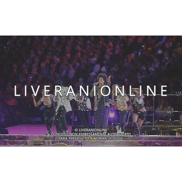 (100712) -- JOHANNESBURG, July 12, 2010 () -- Actors perform during the closing ceremony of the 2010 FIFA football World Cup ahead of the final between the Netherlands and Spain on July 11, 2010 at Soccer City stadium in Johannesburg, South Africa. (/Guo Yong)(ljq) ©Photoshot/Agenzia Aldo Liverani Sas - ITALY ONLY - CERIMONIA DI CHIUSURA FIFA WORLD CUP CAMPIONATI MONDIALI SUD AFRICA 2010