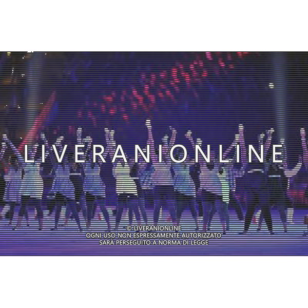 (100712) -- JOHANNESBURG, July 12, 2010 () -- Actors perform during the closing ceremony of the 2010 FIFA football World Cup ahead of the final between the Netherlands and Spain on July 11, 2010 at Soccer City stadium in Johannesburg, South Africa. (/Yang Lei) ©Photoshot/Agenzia Aldo Liverani Sas - ITALY ONLY - CERIMONIA DI CHIUSURA FIFA WORLD CUP CAMPIONATI MONDIALI SUD AFRICA 2010