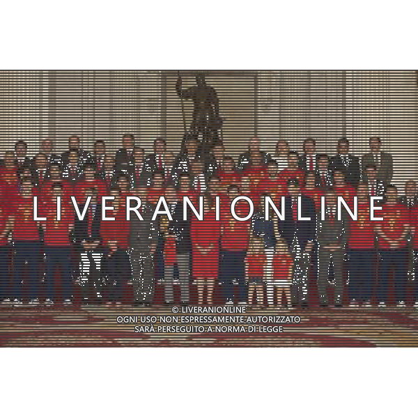 King Juan Carlos, Queen Sofia, Prince Felipe, Princess Letizia, Princess Leonor, Princess Sofia, Princess Elena attend an Audience to the National Football Team on their victory in the FIFA World Cup \'South Africa 2010 at Palacio Real in Madrid Photo: Billy Chappel / ALFAQUI - Ag. Aldo Liverani sas ITALY ONLY RICEVIMENTO A PALAZZO REALE DI MADRID DELLA NAZIONALE SPAGNOLA DI CALCIO DOPO LA VITTORIA DELLA COPPA DEL MONDO IN SUD AFRICA 2010
