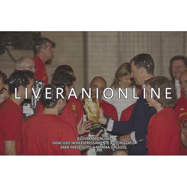 King Juan Carlos, Queen Sofia, Prince Felipe, Princess Letizia, Princess Leonor, Princess Sofia, Princess Elena attend an Audience to the National Football Team on their victory in the FIFA World Cup \'South Africa 2010 at Palacio Real in Madrid Photo: Billy Chappel / ALFAQUI - Ag. Aldo Liverani sas ITALY ONLY RICEVIMENTO A PALAZZO REALE DI MADRID DELLA NAZIONALE SPAGNOLA DI CALCIO DOPO LA VITTORIA DELLA COPPA DEL MONDO IN SUD AFRICA 2010