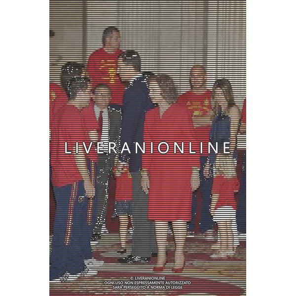 King Juan Carlos, Queen Sofia, Prince Felipe, Princess Letizia, Princess Leonor, Princess Sofia, Princess Elena attend an Audience to the National Football Team on their victory in the FIFA World Cup \'South Africa 2010 at Palacio Real in Madrid Photo: Billy Chappel / ALFAQUI - Ag. Aldo Liverani sas ITALY ONLY RICEVIMENTO A PALAZZO REALE DI MADRID DELLA NAZIONALE SPAGNOLA DI CALCIO DOPO LA VITTORIA DELLA COPPA DEL MONDO IN SUD AFRICA 2010