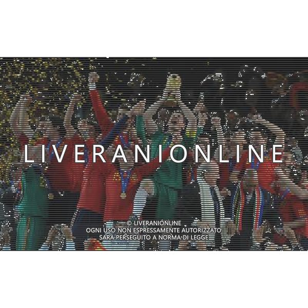 Fifa World Cup Sud Africa 2010 Match #64 Finale Johannesburg (Soccer City Stadium) - 11.07.2010 Olanda-Spagna Nella Foto:Iker CASILLAS alza la coppa del mondo /Ph.Vitez-Ag. Aldo Liverani